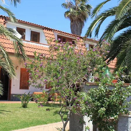 Alhambra Bed & Breakfast *